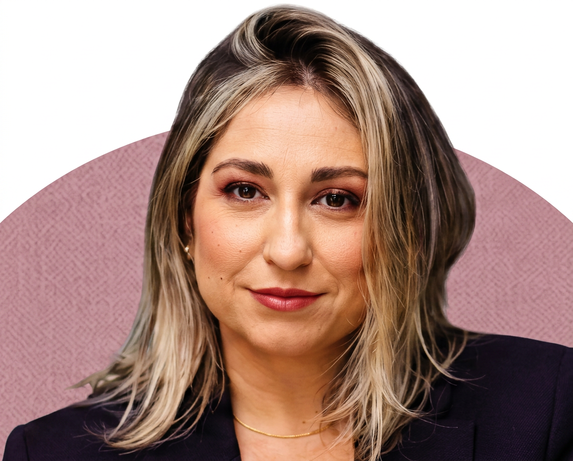 Retrato de Simone Passarin, especialista convidado do Moda Amanhã 2026